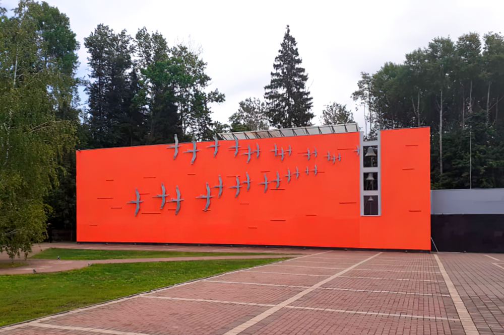 Шумел сурово Брянский лес…