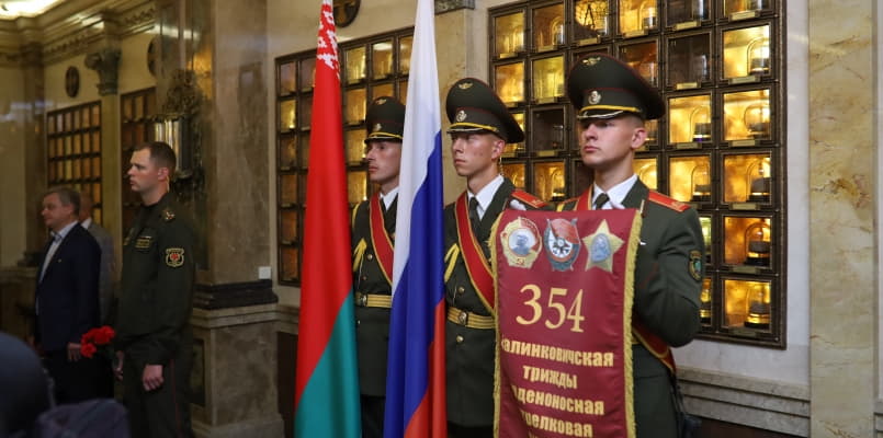 Народы России и Беларуси связывает многовековая история — и в этом их сила Народы России и Беларуси связывает многовековая история — и в этом их сила