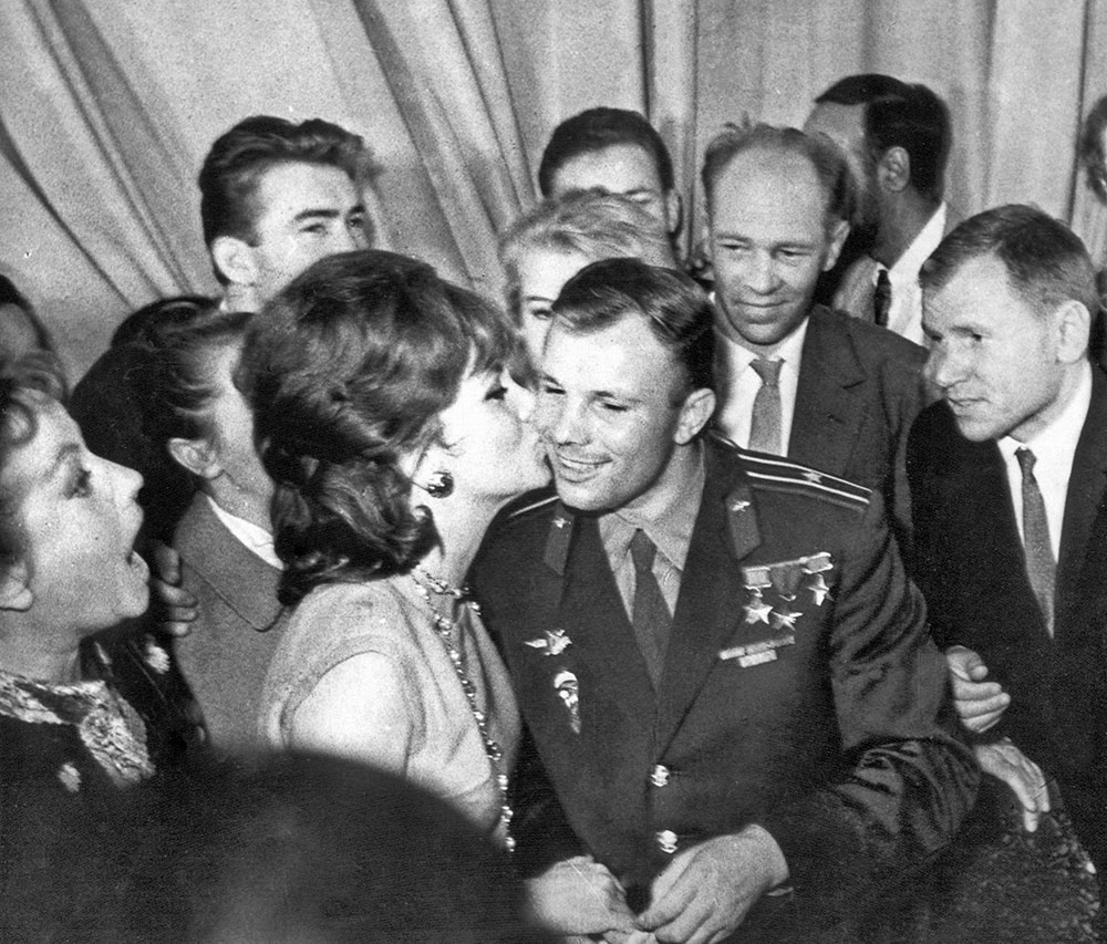 Гагарин и Джина Лоллобриджида