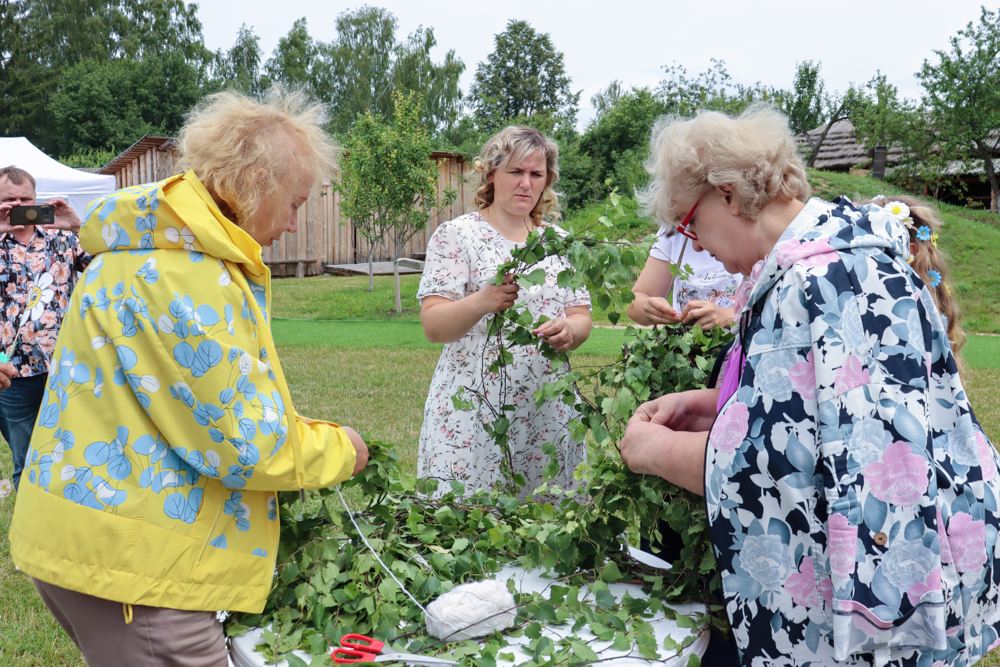 Семейное чаепитие в Клушино Семейное чаепитие в Клушино