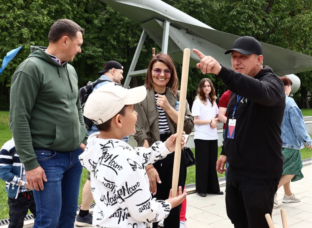 Игра "Калечина" ФОТО игра ЖАНОВИЧ PIXEL.jpg